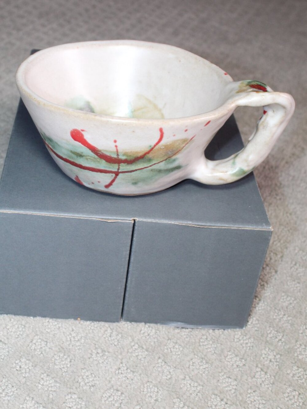 Miller's Mud Mill Handcrafted Signed by G Miller White Art Ceramic Bowl w Handle